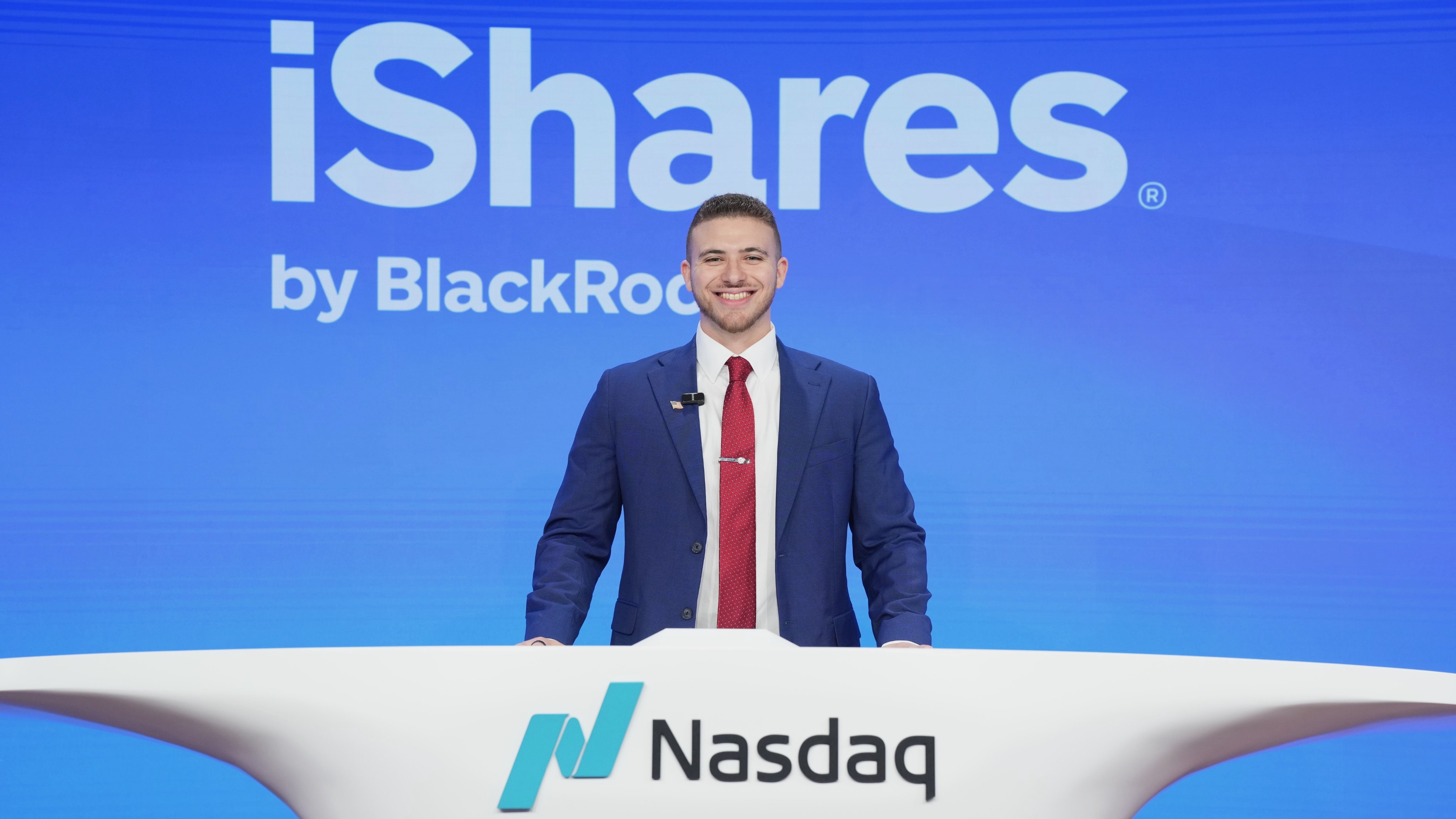 Gav Blaxberg at the Nasdaq podium with iShares by BlackRock